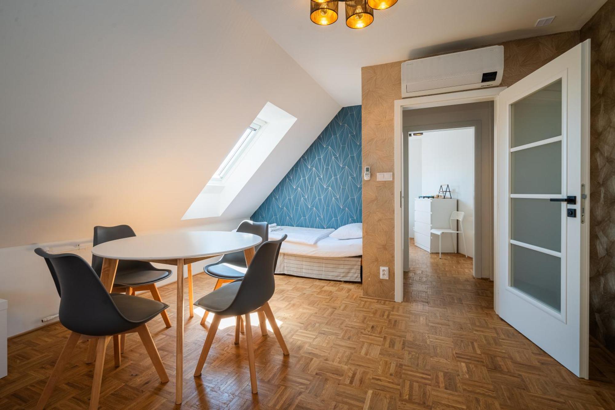Naturalni Vinarstvi Tomas Krizek, Penzion Dvorek Dolni Dunajovice Exterior photo